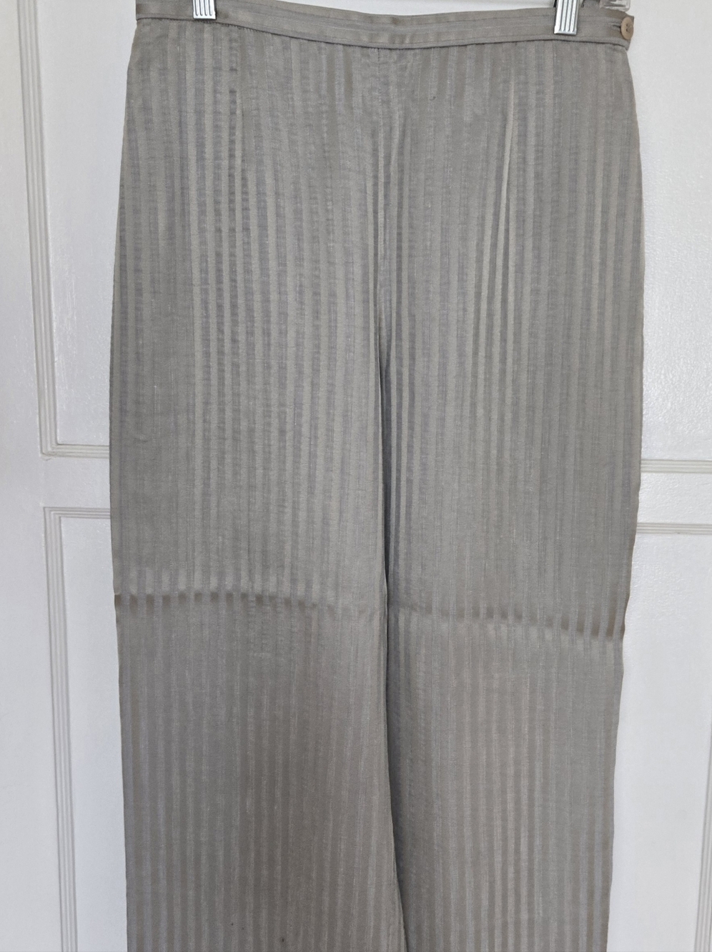 Giorgio Armani Viscose Pleated Wide-Leg Pants in Taupe & Silver Stripes Size